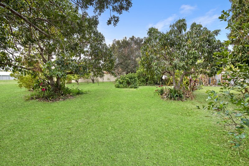 Photo - 6 Glen-Ville Place, Tinana QLD 4650 - Image 16