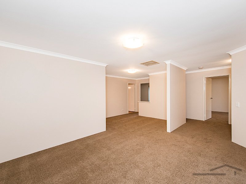 Photo - 6 Glencoe Parade, Halls Head WA 6210 - Image 4