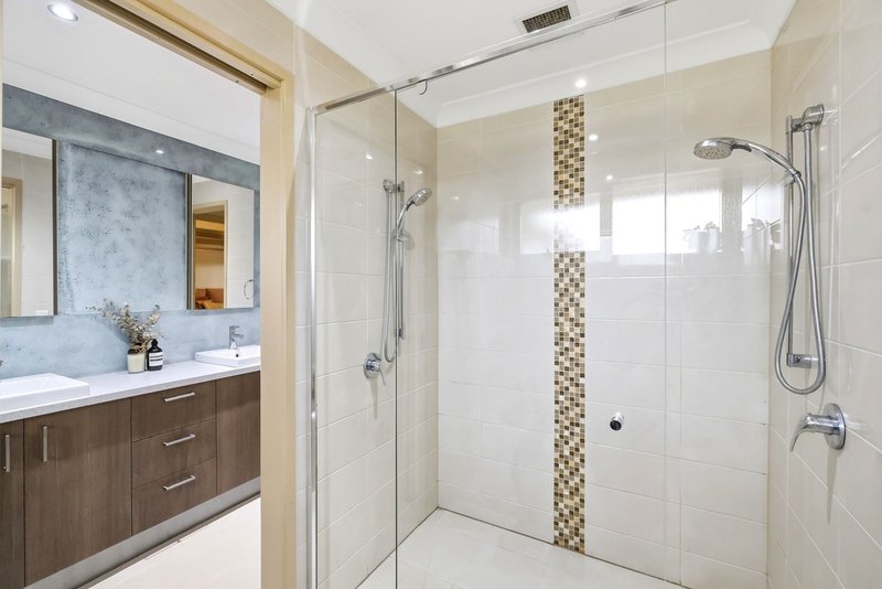Photo - 6 Glenelg Court, Brookfield VIC 3338 - Image 17