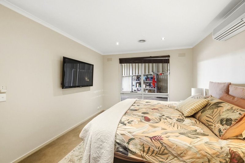 Photo - 6 Glenelg Court, Brookfield VIC 3338 - Image 19
