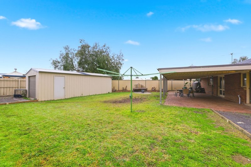 Photo - 6 Glenelg Court, Brookfield VIC 3338 - Image 26