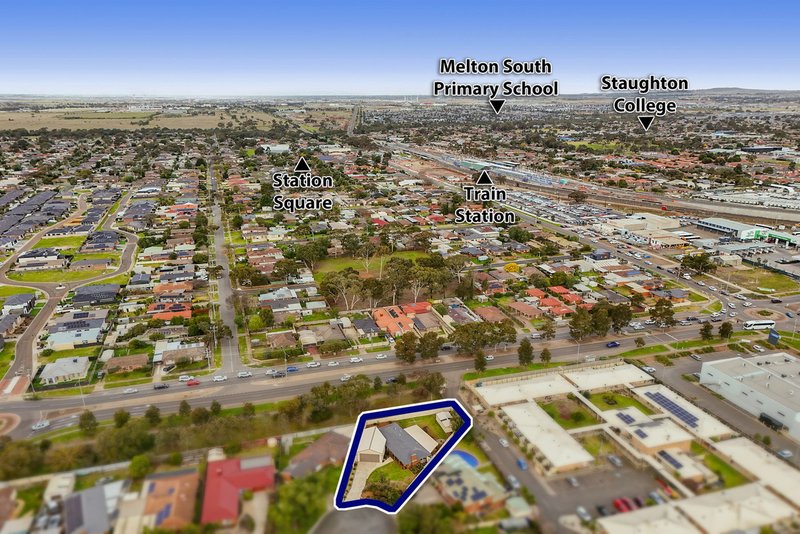Photo - 6 Glenelg Court, Brookfield VIC 3338 - Image 34