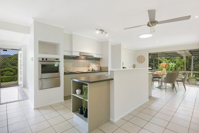 Photo - 6 Glenfern Place, Bonogin QLD 4213 - Image 7