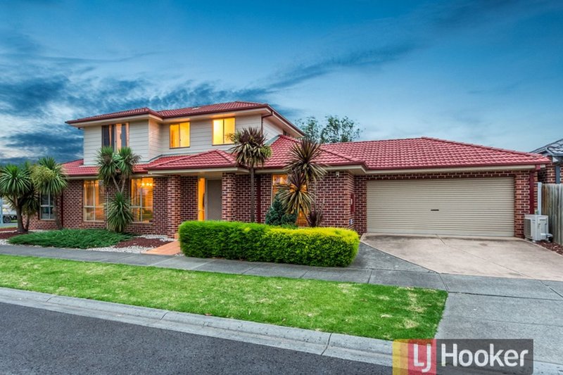 6 Glenora Way, Hampton Park VIC 3976