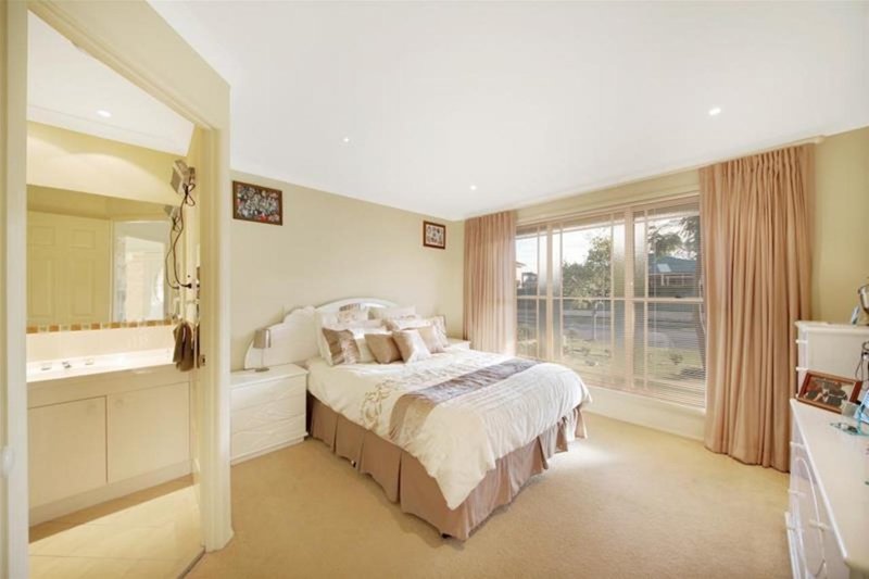 Photo - 6 Glenrowan Drive, Harrington Park NSW 2567 - Image 7