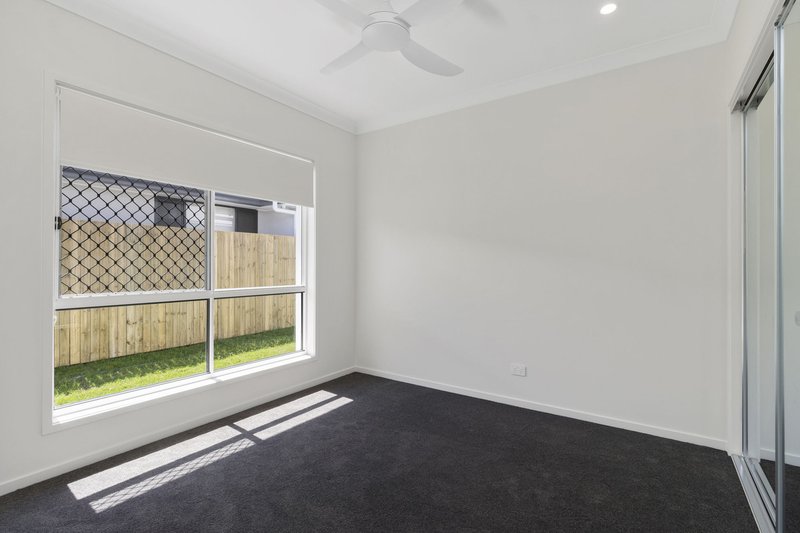 Photo - 6 Glenthorne Street, Redland Bay QLD 4165 - Image 11