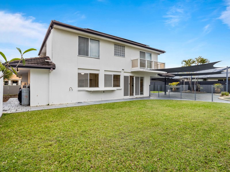 Photo - 6 Glenwater Crescent, Helensvale QLD 4212 - Image 14