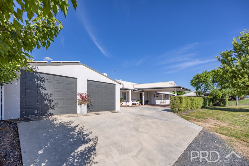 Photo - 6 Godfrey Street, Tumut NSW 2720 - Image 3