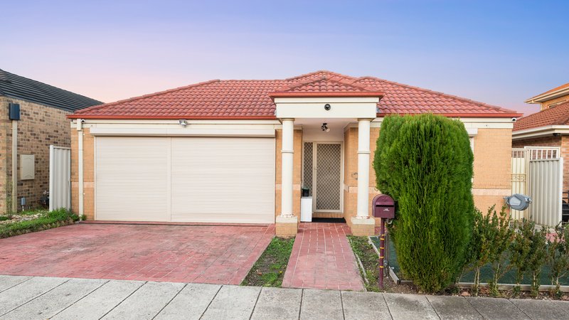 Photo - 6 Golf View Drive, Craigieburn VIC 3064 - Image 2