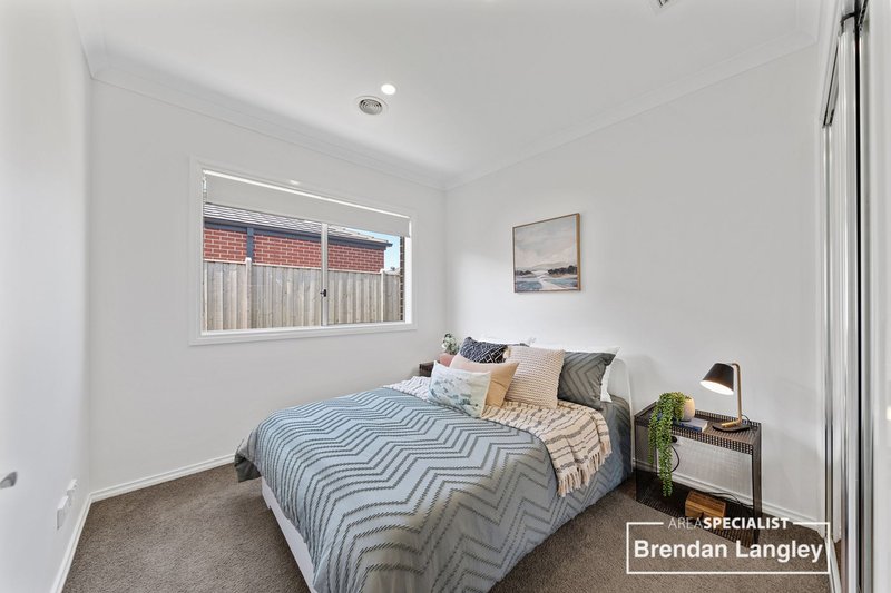 Photo - 6 Goodison Road, Clyde North VIC 3978 - Image 16