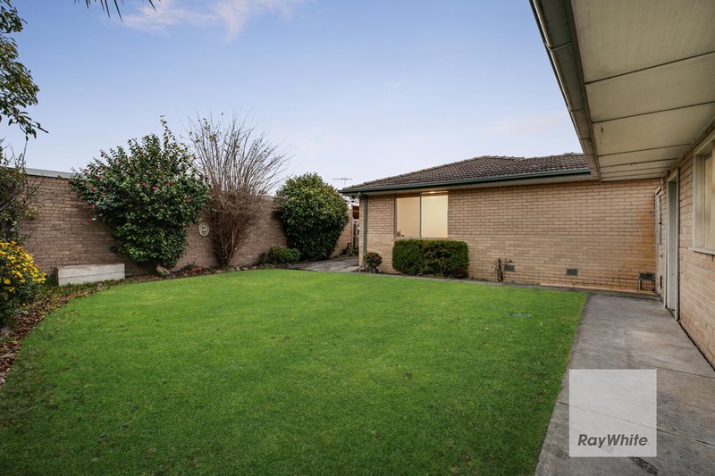 Photo - 6 Goodwood Crescent, Gladstone Park VIC 3043 - Image 15