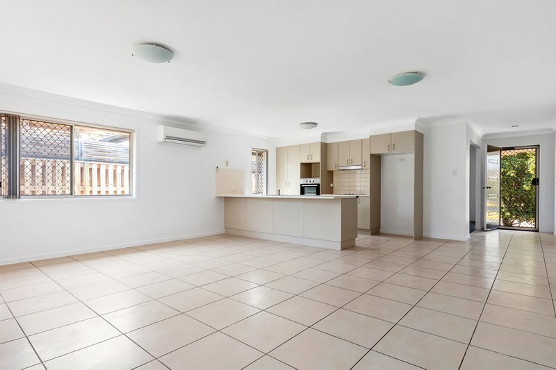 Photo - 6 Goolwa Circuit, Pimpama QLD 4209 - Image 3