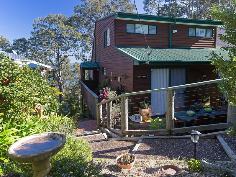 6 Goonda Promenade, Wangi Wangi NSW 2267