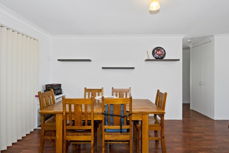 Photo - 6 Gould Place, Parmelia WA 6167 - Image 6