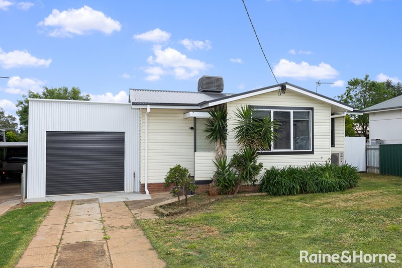 Photo - 6 Gowrie Parade, Mount Austin NSW 2650 - Image 1