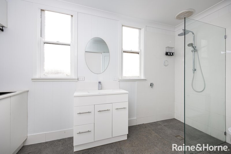 Photo - 6 Gowrie Parade, Mount Austin NSW 2650 - Image 7