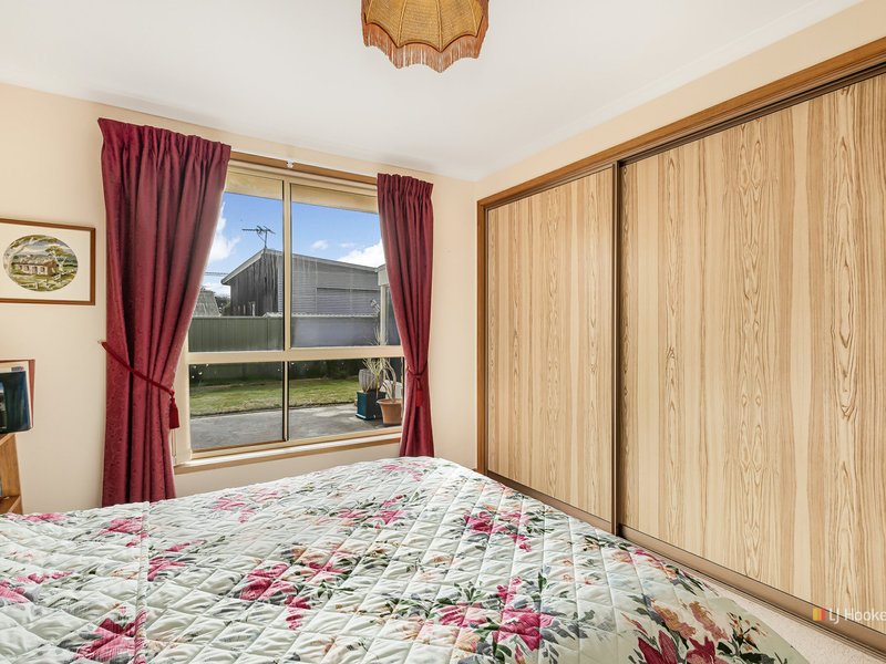 Photo - 6 Grace Avenue, Wynyard TAS 7325 - Image 8