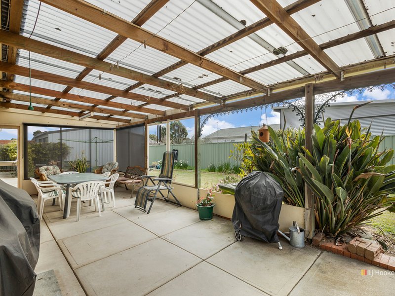 Photo - 6 Grace Avenue, Wynyard TAS 7325 - Image 11