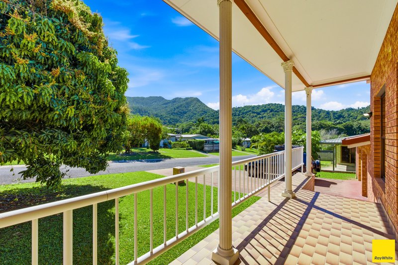 Photo - 6 Grampian Close, Smithfield QLD 4878 - Image 2