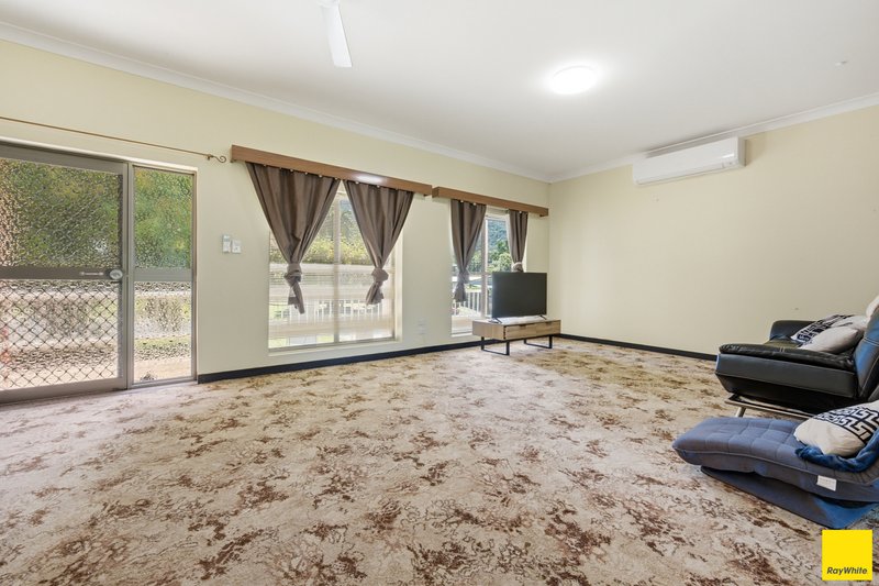 Photo - 6 Grampian Close, Smithfield QLD 4878 - Image 6