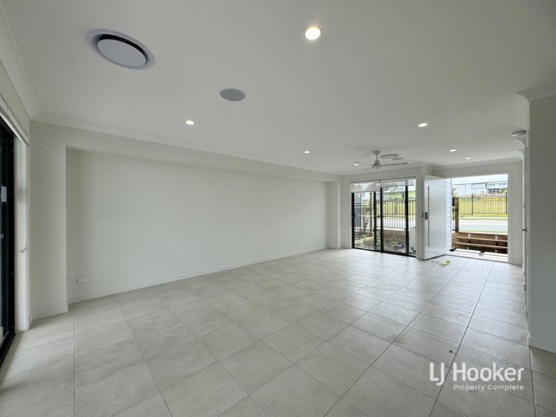 6 Grampians Circuit, Yarrabilba QLD 4207