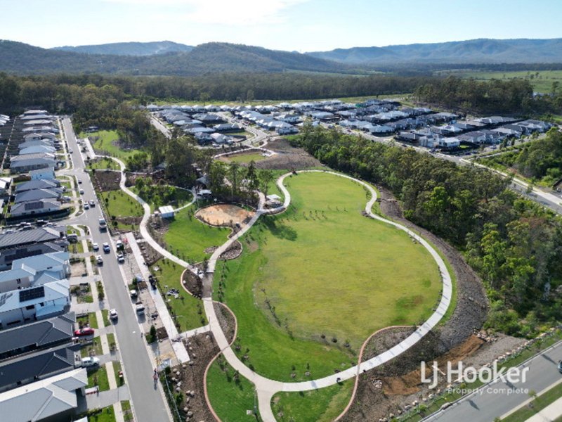 Photo - 6 Grampians Circuit, Yarrabilba QLD 4207 - Image 17