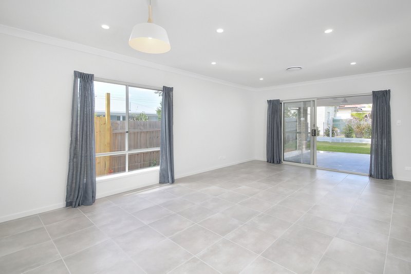 Photo - 6 Granby Street, Upper Mount Gravatt QLD 4122 - Image 12