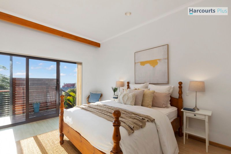 Photo - 6 Grand Central Avenue, Hallett Cove SA 5158 - Image 3