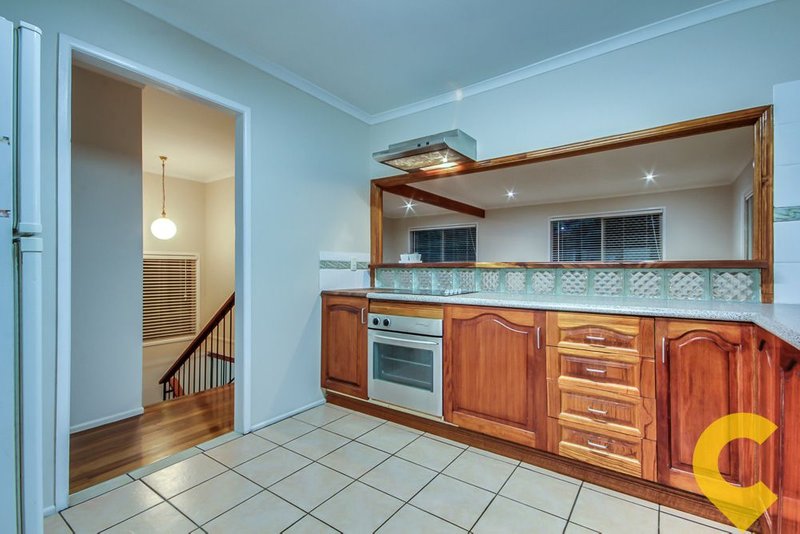 Photo - 6 Grandis Court, Everton Hills QLD 4053 - Image 9