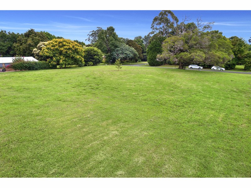 Photo - 6 Grandview Road, Balmoral Ridge QLD 4552 - Image 4