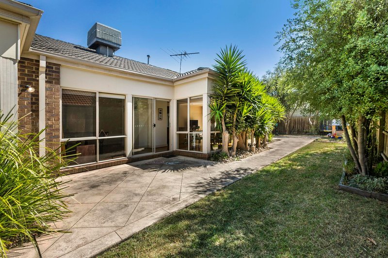 Photo - 6 Grangemouth Drive, Point Cook VIC 3030 - Image 19