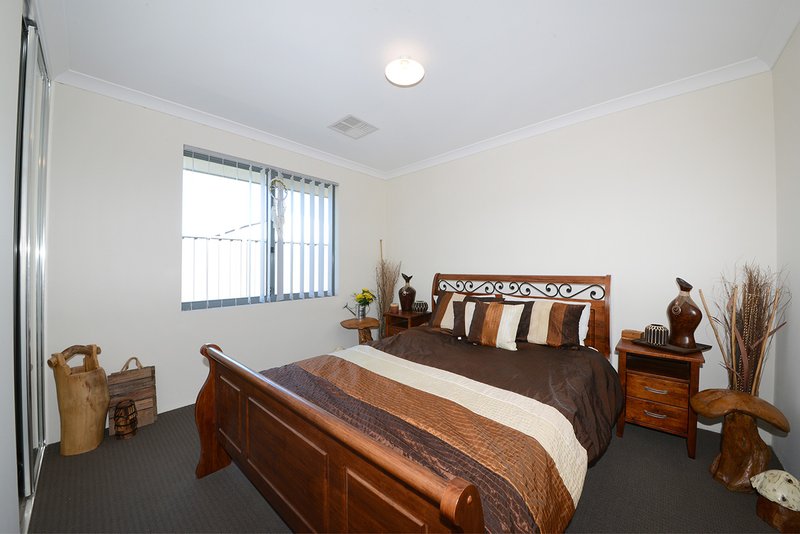 Photo - 6 Graphite Street, Yanchep WA 6035 - Image 21