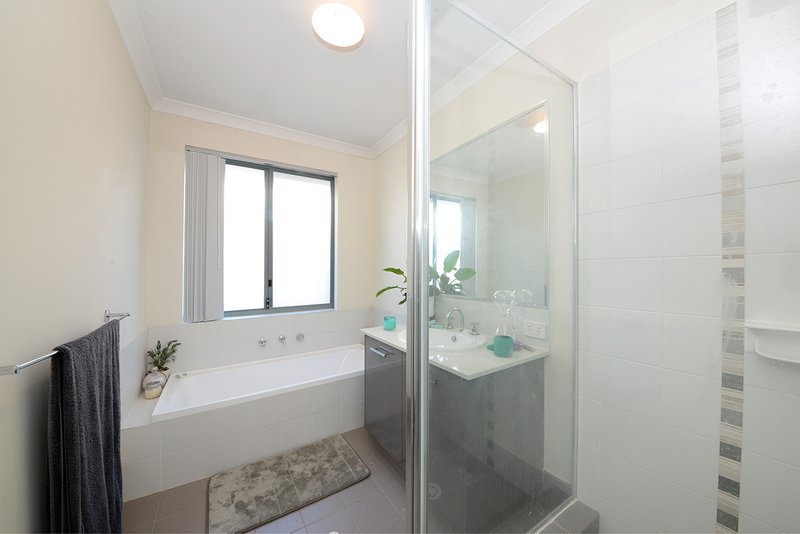 Photo - 6 Graphite Street, Yanchep WA 6035 - Image 24