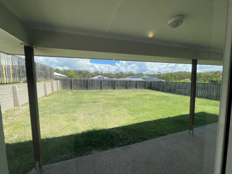 Photo - 6 Greengard Place, Kirkwood QLD 4680 - Image 13