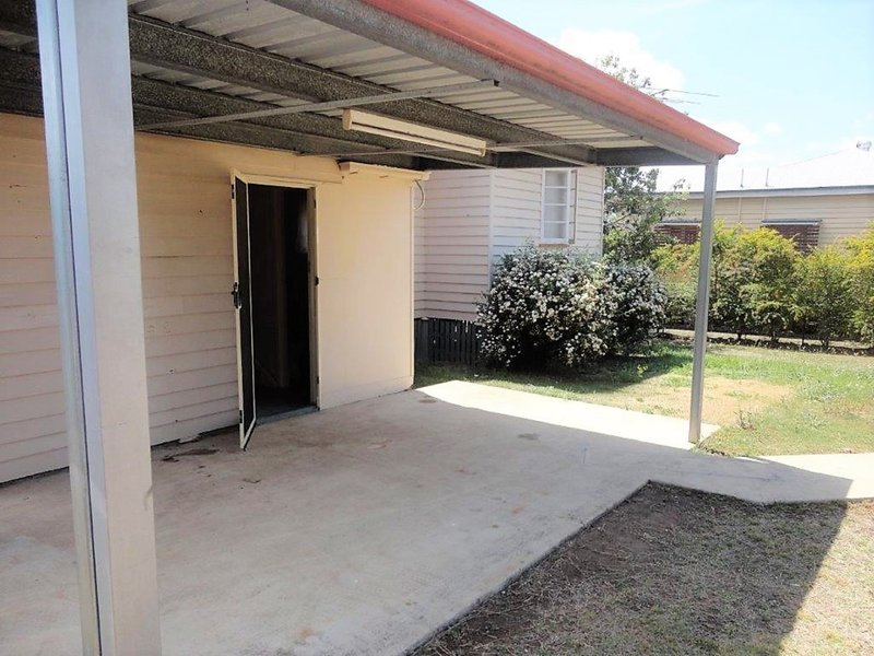 Photo - 6 Greenham Street, Raceview QLD 4305 - Image 5