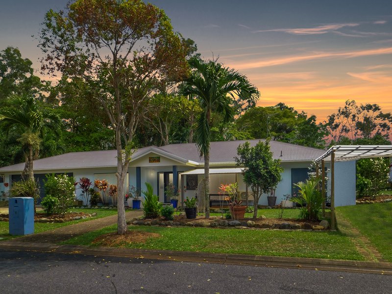 6 Greenhaven Street, Clifton Beach QLD 4879