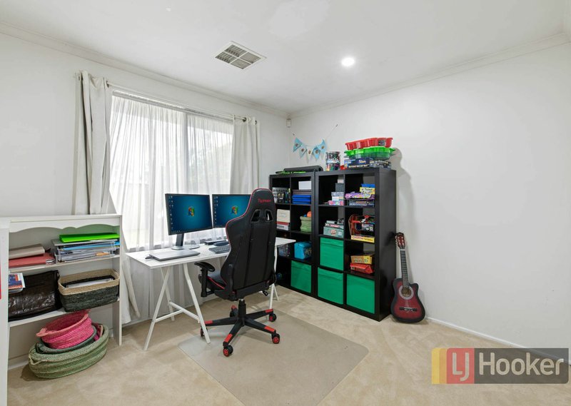 Photo - 6 Greenleaf Crt , Keysborough VIC 3173 - Image 13