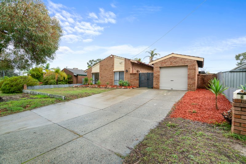 6 Greenway Avenue, Thornlie WA 6108