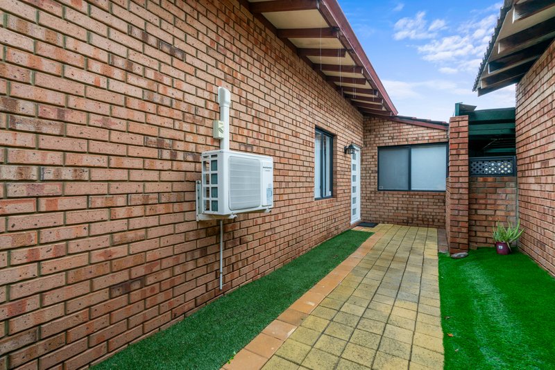 Photo - 6 Greenway Avenue, Thornlie WA 6108 - Image 27