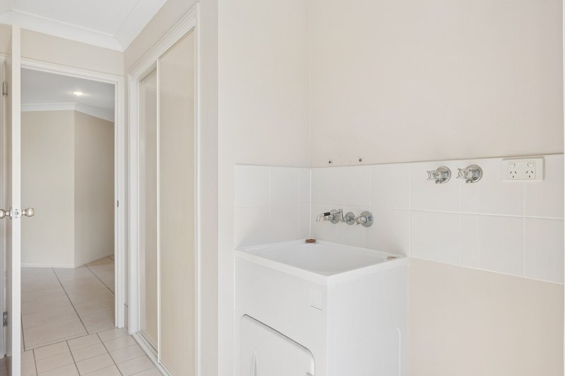 Photo - 6 Greenway Place, Deception Bay QLD 4508 - Image 18