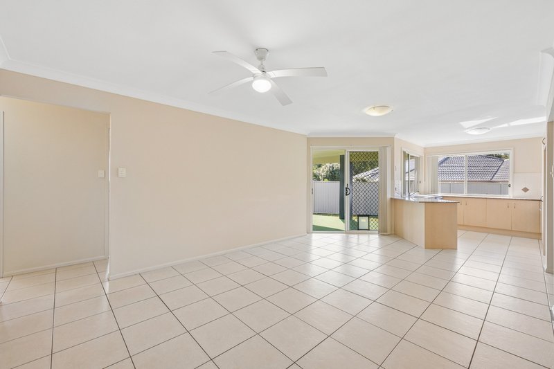 Photo - 6 Greenway Place, Deception Bay QLD 4508 - Image 22