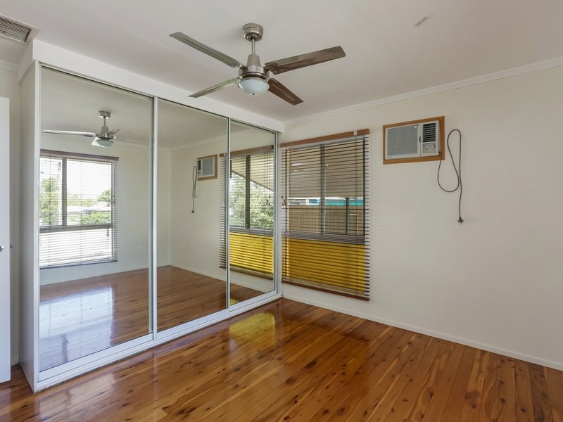 Photo - 6 Gregory Crescent, Mount Isa QLD 4825 - Image 9