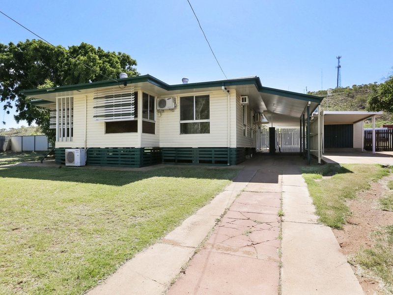 Photo - 6 Gregory Crescent, Mount Isa QLD 4825 - Image 13