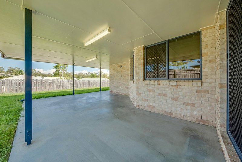 Photo - 6 Gregory Street, Tannum Sands QLD 4680 - Image 12