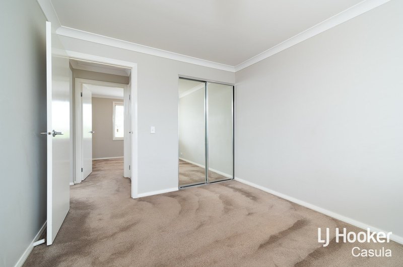 Photo - 6 Grenada Road, Glenfield NSW 2167 - Image 5