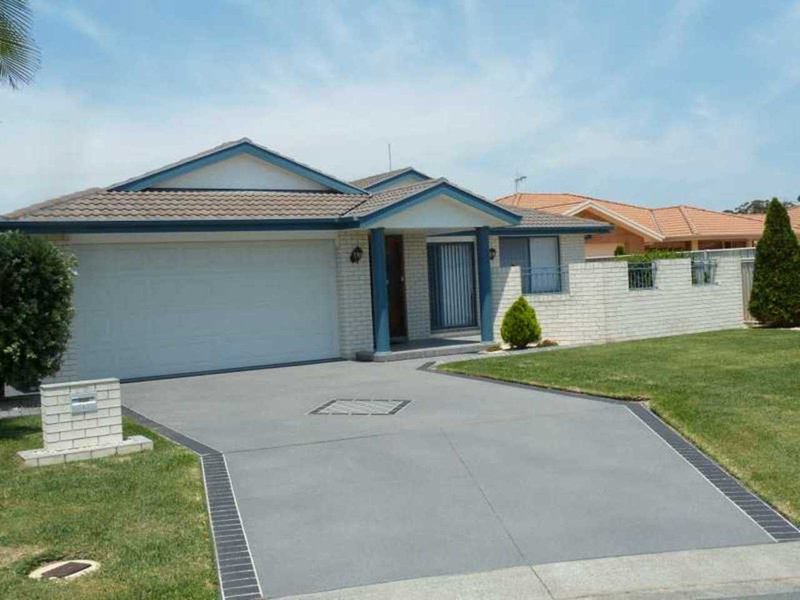 6 Grevillea Court, Tuncurry NSW 2428