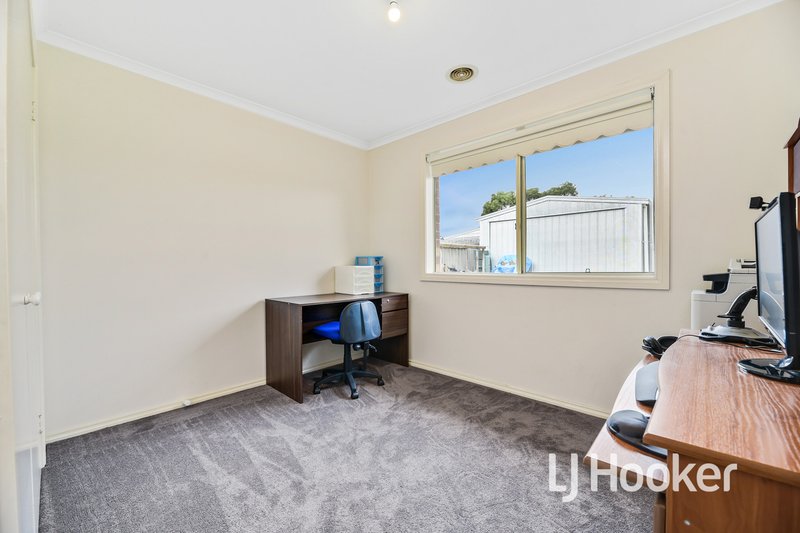 Photo - 6 Grevillea Place, Pakenham VIC 3810 - Image 18