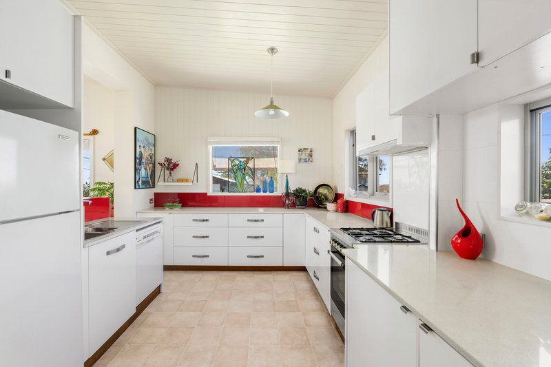 Photo - 6 Grevillea Street, Collaroy Plateau NSW 2097 - Image 5