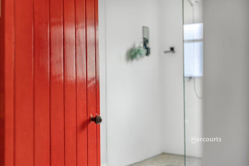 Photo - 6 Griffin Place, Sulphur Creek TAS 7316 - Image 10