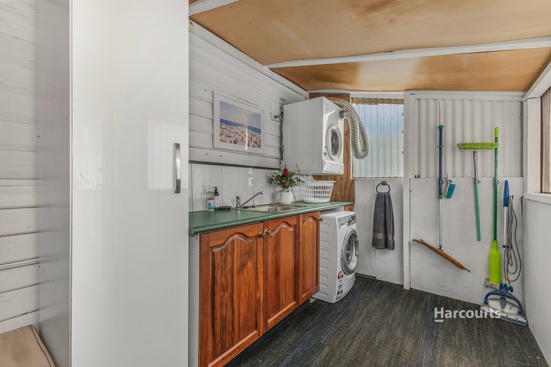 Photo - 6 Griffin Place, Sulphur Creek TAS 7316 - Image 11